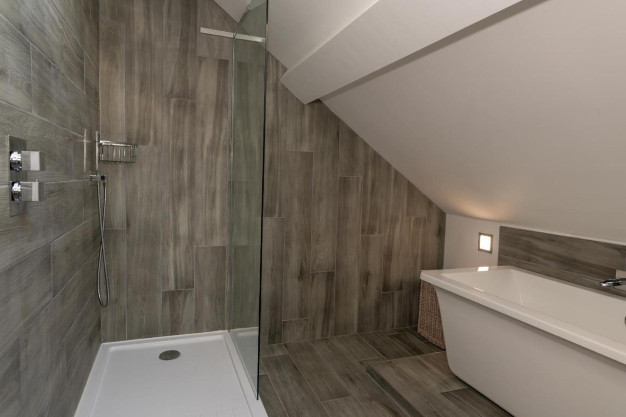 ウーラクームLarkrise - 3 Bed Penthouse-Sleeps 6-Tjslrアパートメント エクステリア 写真