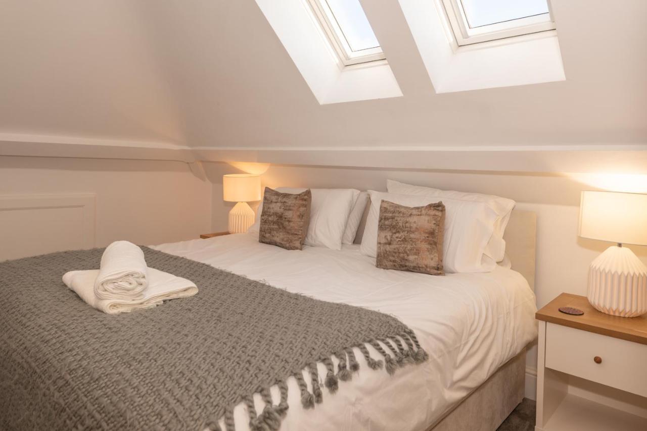 ウーラクームLarkrise - 3 Bed Penthouse-Sleeps 6-Tjslrアパートメント エクステリア 写真